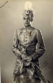 577246_1436648633218259_1298649323_n